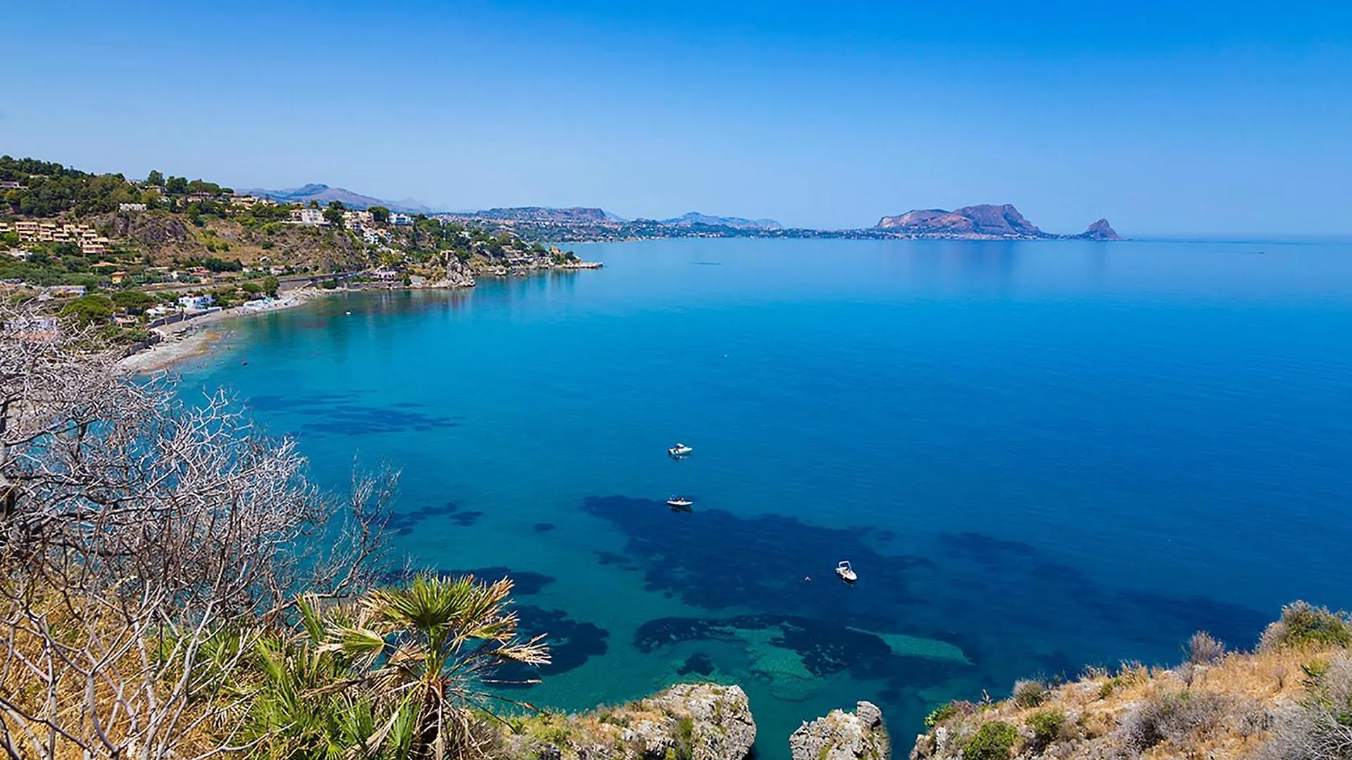 2 Bedroom Stunning Apartment In Portella Di Mare 0*,
